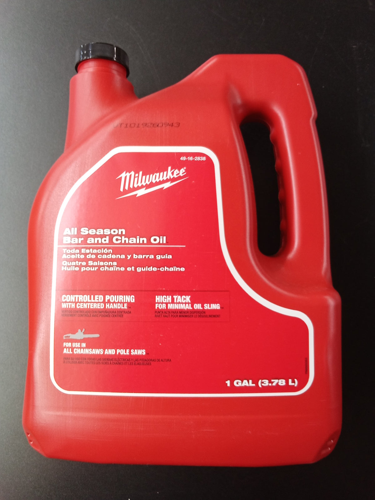 Milwaukee 49-16-2838 All Season Bar and Chain Oil